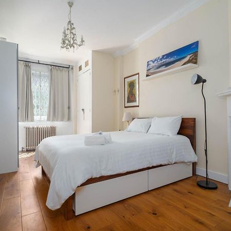 Guestready - Former Pub-Turned-One Bedroom Flat London Eksteriør bilde