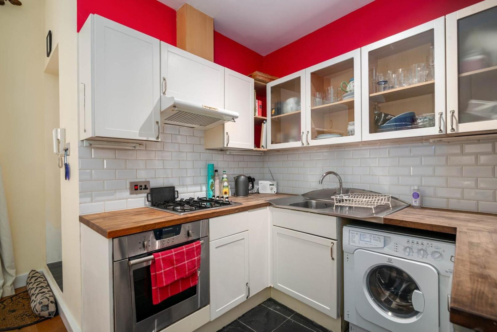 Guestready - Former Pub-Turned-One Bedroom Flat London Eksteriør bilde